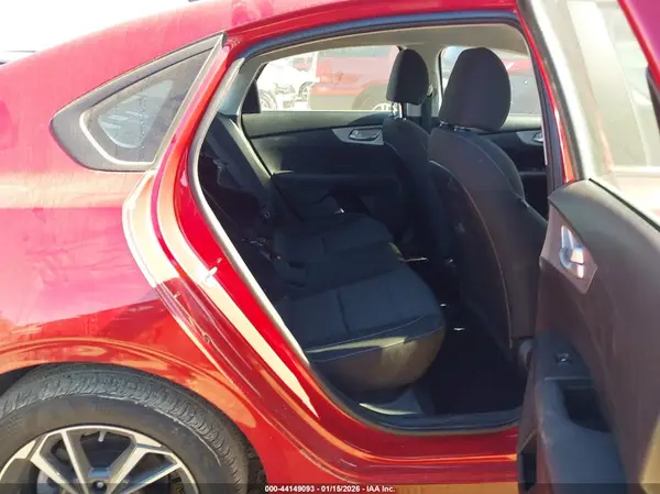 3KPF24AD6PE647906 2023 KIA FORTE - Image 8