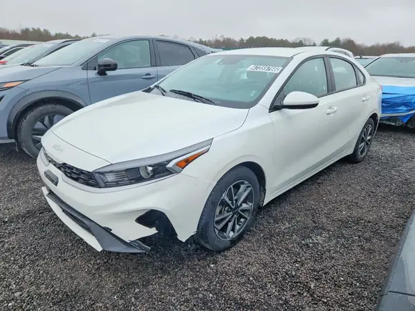 3KPF24AD6PE650286 2023 KIA FORTE - Image 1