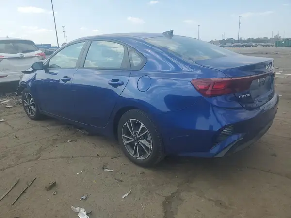 3KPF24AD6PE652930 2023 KIA FORTE - Image 2