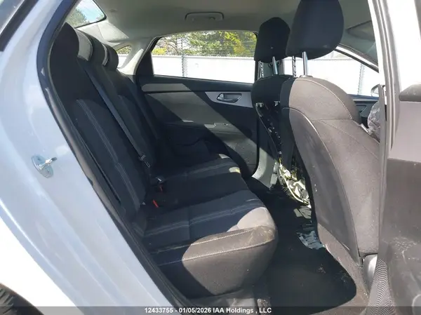 3KPF24AD6PE653396 2023 KIA FORTE - Image 8