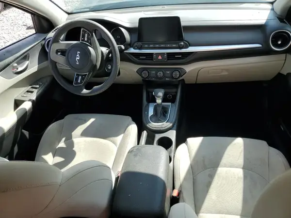 3KPF24AD6PE655553 2023 KIA FORTE - Image 8