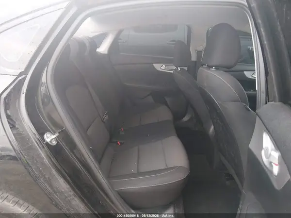 3KPF24AD6PE659036 2023 KIA FORTE - Image 8