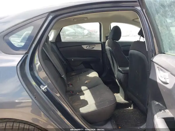 3KPF24AD6PE661014 2023 KIA FORTE - Image 8