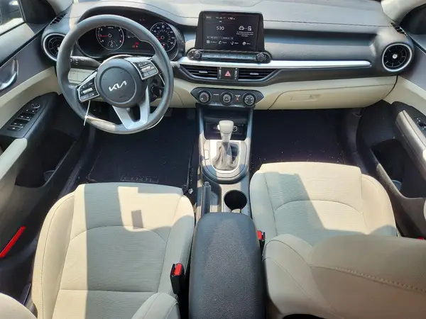 3KPF24AD6PE661885 2023 KIA FORTE - Image 8