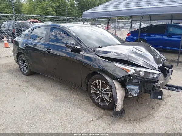 3KPF24AD6PE663913 2023 KIA FORTE - Image 1
