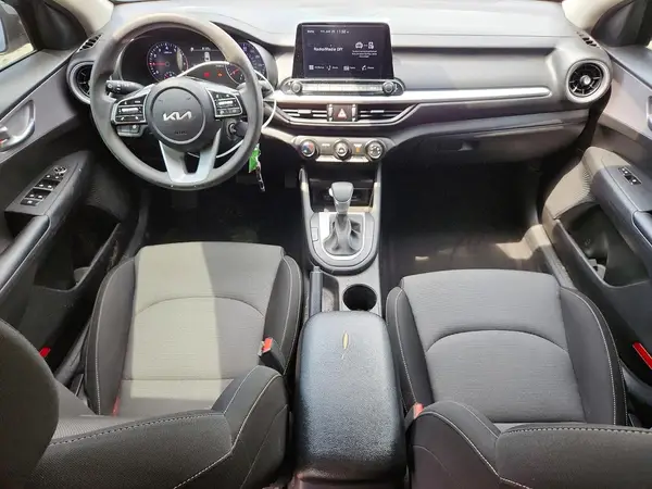3KPF24AD6PE672272 2023 KIA FORTE - Image 8