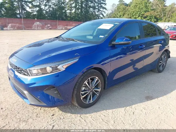 3KPF24AD6PE673132 2023 KIA FORTE - Image 2