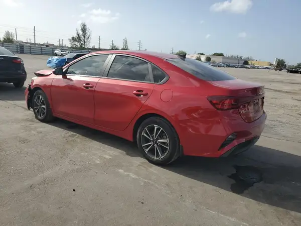 3KPF24AD6PE675978 2023 KIA FORTE - Image 2