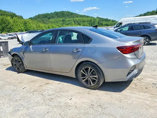 3KPF24AD6PE676600 2023 KIA FORTE - Image 2