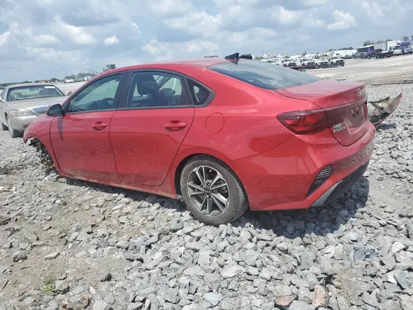 3KPF24AD6PE678718 2023 KIA FORTE - Image 2