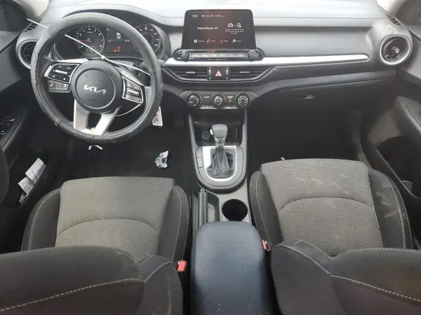 3KPF24AD6PE678718 2023 KIA FORTE - Image 8