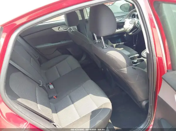 3KPF24AD6PE682252 2023 KIA FORTE - Image 8