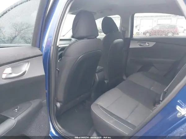 3KPF24AD6PE683112 2023 KIA FORTE - Image 8