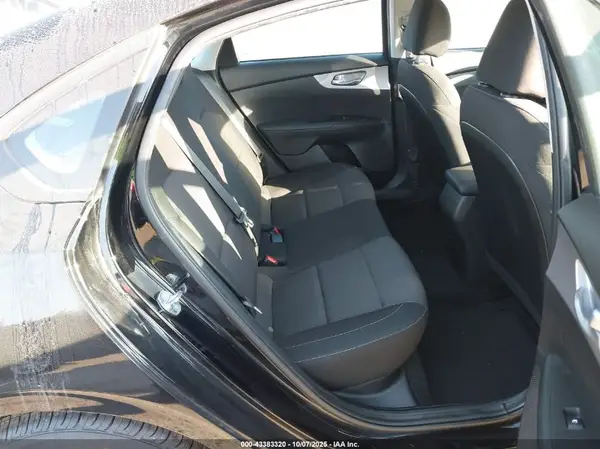 3KPF24AD6PE684552 2023 KIA FORTE - Image 8
