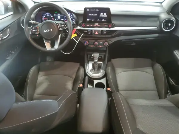 3KPF24AD6PE685166 2023 KIA FORTE - Image 8