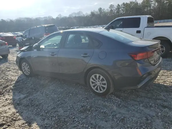 3KPF24AD6RE695683 2024 KIA FORTE - Image 2