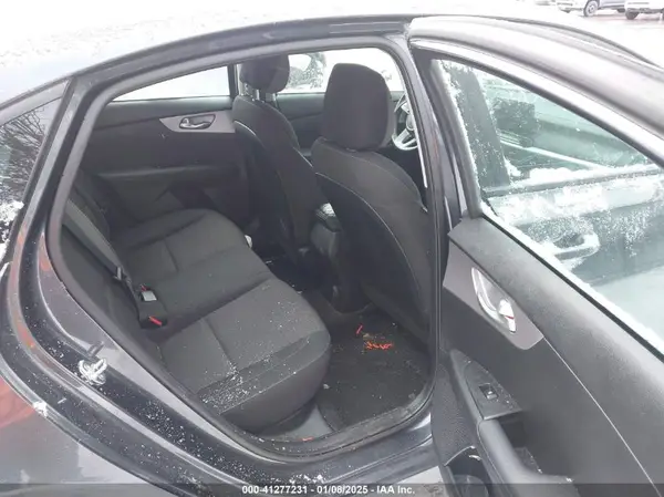 3KPF24AD6RE696932 2024 KIA FORTE - Image 8