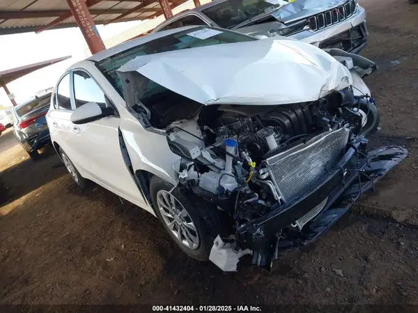 3KPF24AD6RE697482 2024 KIA FORTE - Image 1
