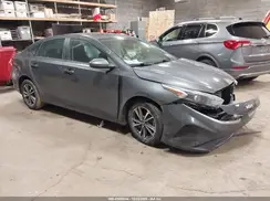 3KPF24AD6RE699538 2024 KIA FORTE