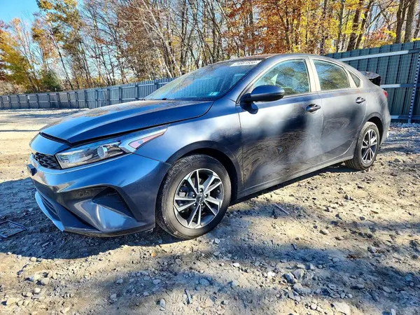 3KPF24AD6RE699975 2024 KIA FORTE - Image 1