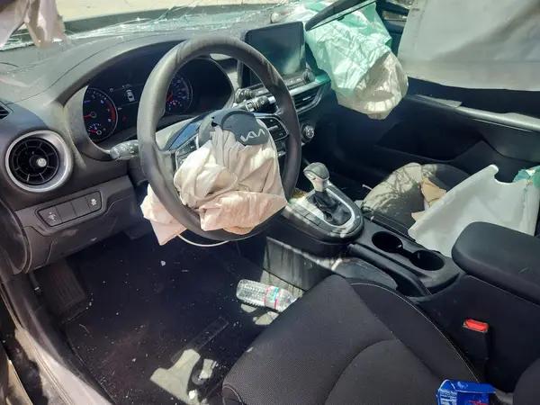 3KPF24AD6RE704012 2024 KIA FORTE - Image 8