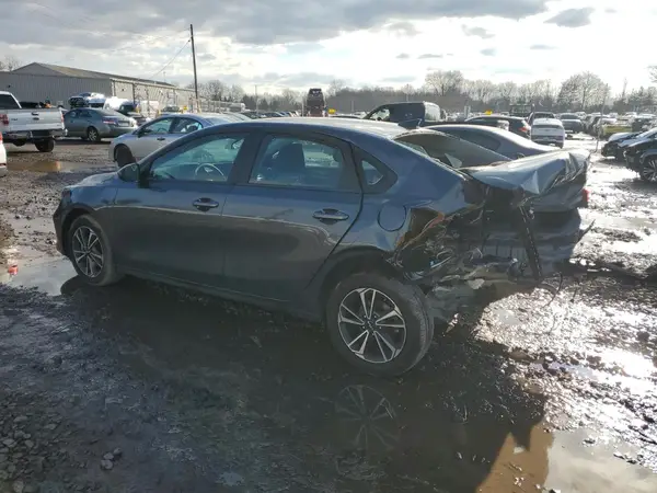 3KPF24AD6RE708707 2024 KIA FORTE - Image 2