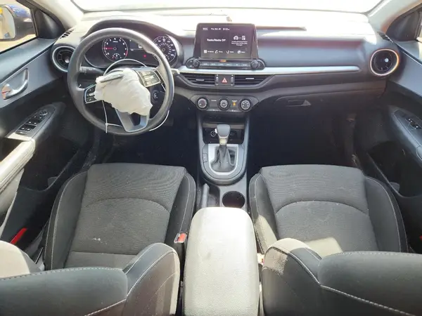 3KPF24AD6RE708786 2024 KIA FORTE - Image 8