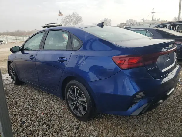 3KPF24AD6RE709002 2024 KIA FORTE - Image 2