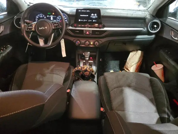 3KPF24AD6RE709453 2024 KIA FORTE - Image 8