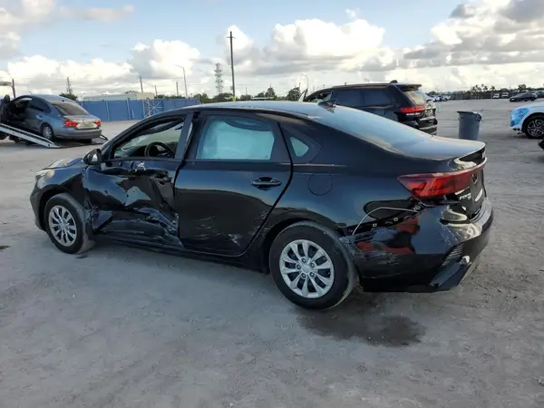 3KPF24AD6RE711431 2024 KIA FORTE - Image 2