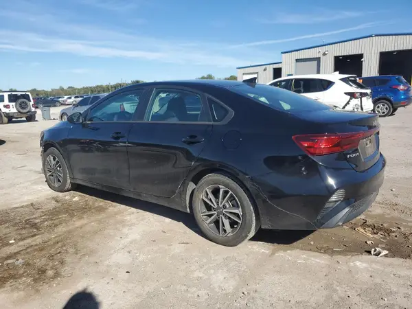 3KPF24AD6RE712921 2024 KIA FORTE - Image 2