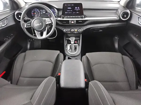 3KPF24AD6RE714524 2024 KIA FORTE - Image 8