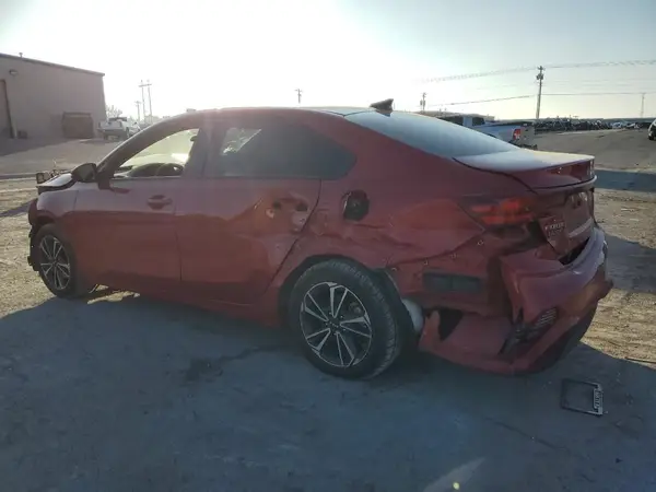 3KPF24AD6RE717746 2024 KIA FORTE - Image 2