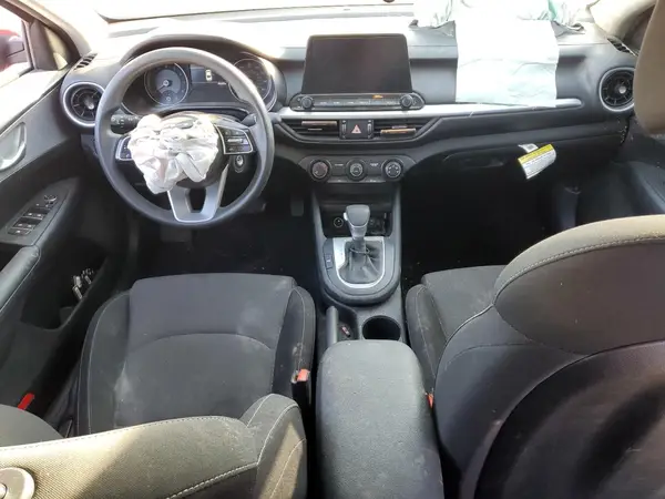 3KPF24AD6RE717746 2024 KIA FORTE - Image 8