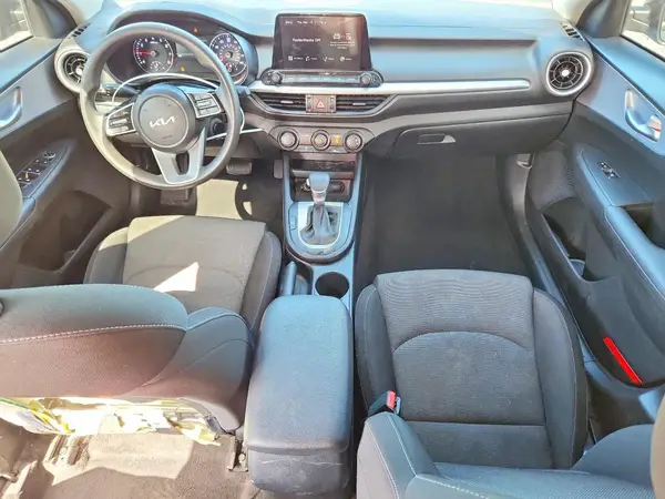 3KPF24AD6RE721490 2024 KIA FORTE - Image 8