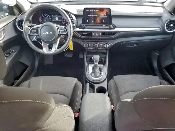 3KPF24AD6RE722901 2024 KIA FORTE - Image 8
