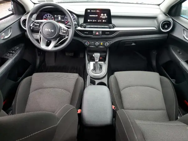 3KPF24AD6RE723630 2024 KIA FORTE - Image 8
