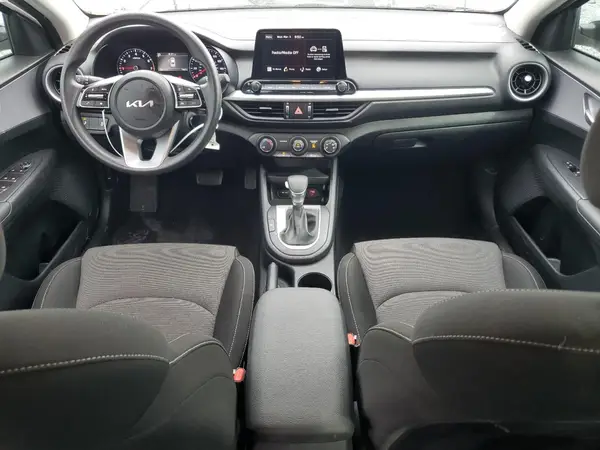 3KPF24AD6RE728360 2024 KIA FORTE - Image 8