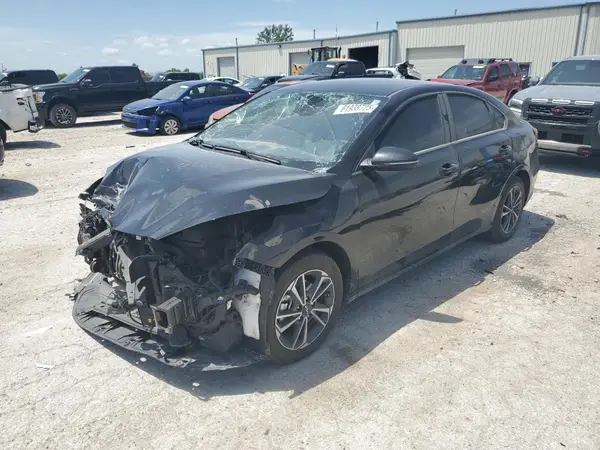 3KPF24AD6RE729220 2024 KIA FORTE - Image 1