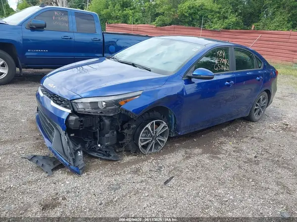 3KPF24AD6RE729802 2024 KIA FORTE - Image 2