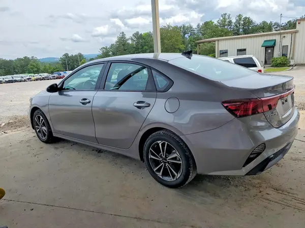 3KPF24AD6RE730111 2024 KIA FORTE - Image 2