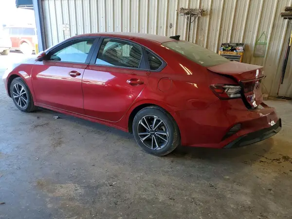 3KPF24AD6RE731369 2024 KIA FORTE - Image 2