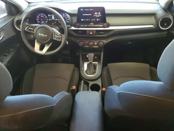 3KPF24AD6RE731369 2024 KIA FORTE - Image 8
