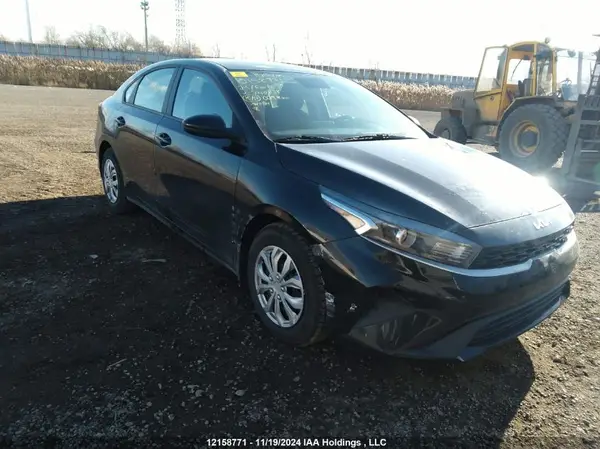 3KPF24AD6RE740878 2024 KIA FORTE - Image 1