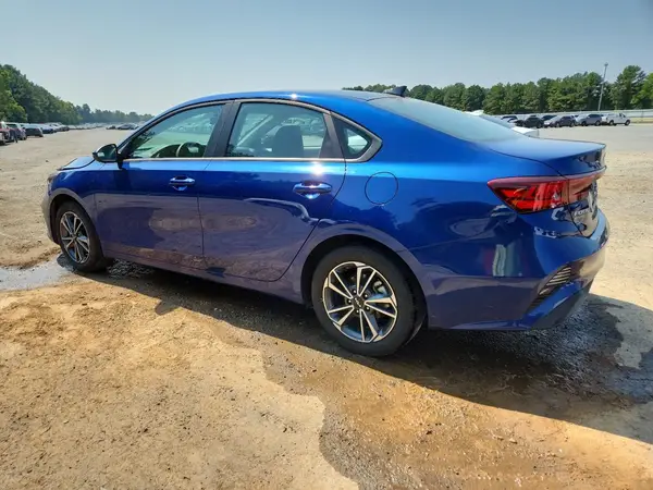 3KPF24AD6RE741089 2024 KIA FORTE - Image 2