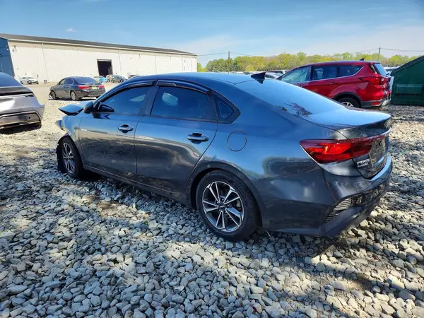 3KPF24AD6RE743392 2024 KIA FORTE - Image 2