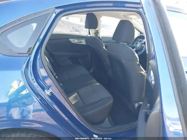 3KPF24AD6RE746311 2024 KIA FORTE - Image 8