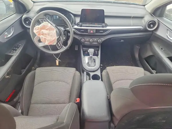 3KPF24AD6RE750150 2024 KIA FORTE - Image 8
