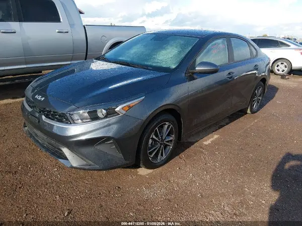 3KPF24AD6RE750875 2024 KIA FORTE - Image 2