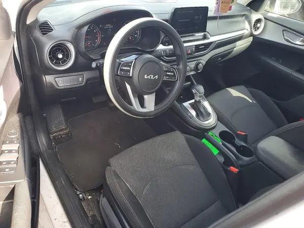 3KPF24AD6RE753016 2024 KIA FORTE - Image 8